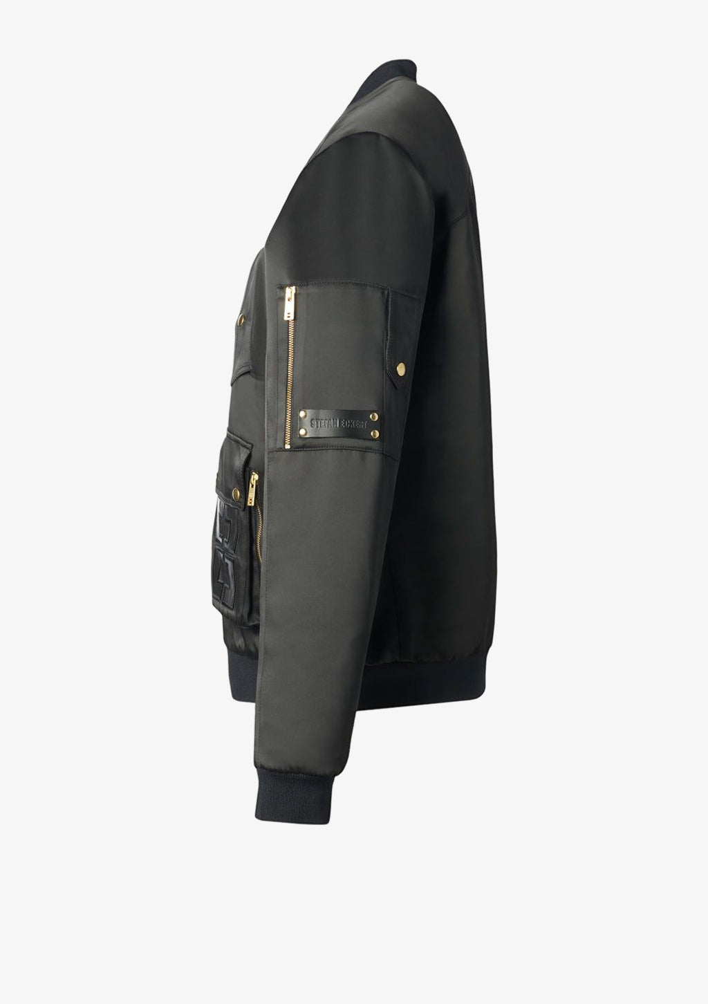 Luxus Bomberjacke für Herren von Designer Stefan Eckert in schwarz. Erhältlich in Hamburg, London, New York, London und Paris. Luxury bomber jacket for men by designer Stefan Eckert in black. Available in Hamburg, London, New York, London and Paris.