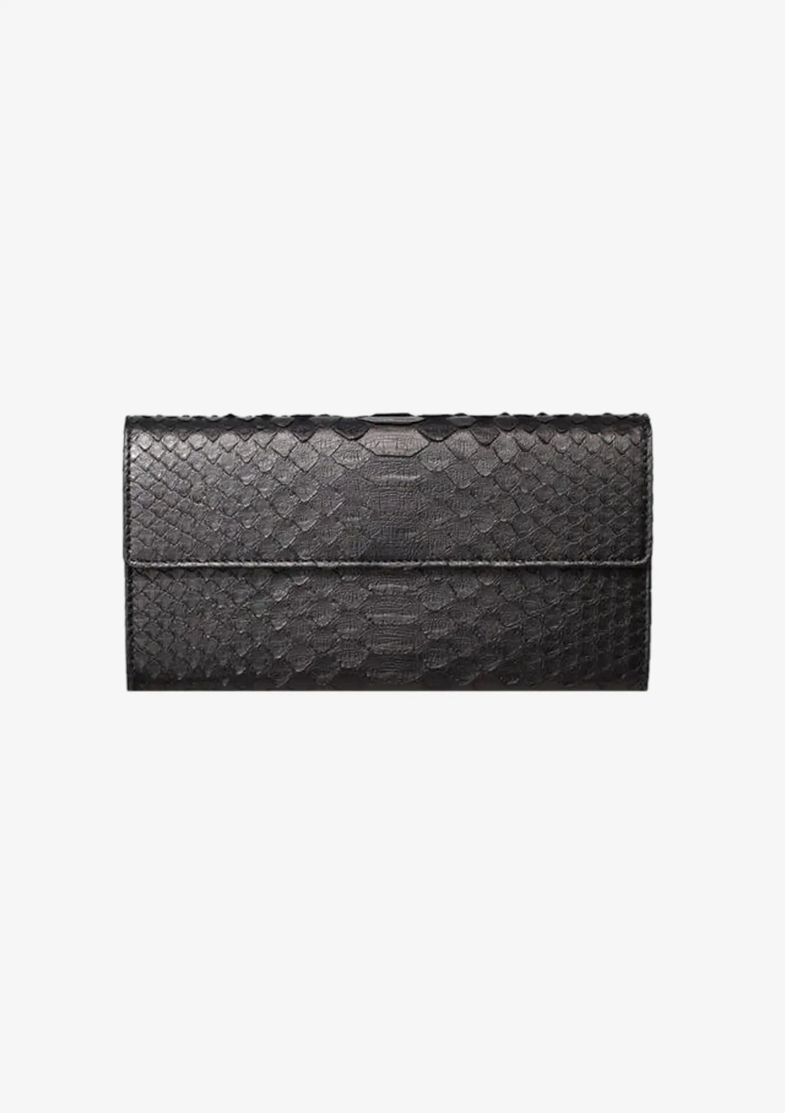 Designer Long Wallet aus schwarzem Pythonleder mit charakteristischer Schuppenstruktur und elegantem länglichem Design.
