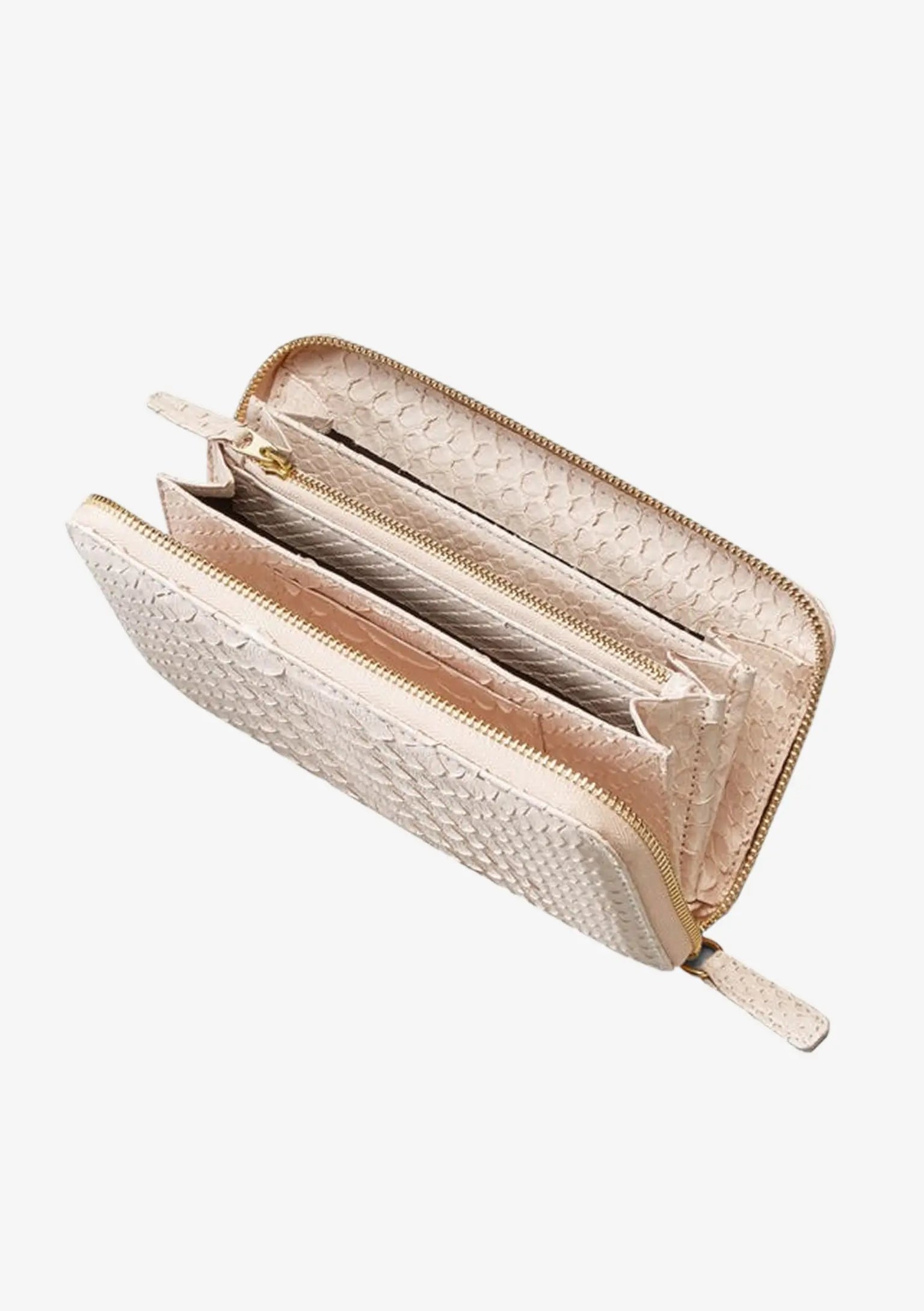 Designer Portemonnaie für Damen aus Pythonleder in Nude mit geöffnetem Reißverschluss und Innenfächern aus hochwertigem Lammleder.