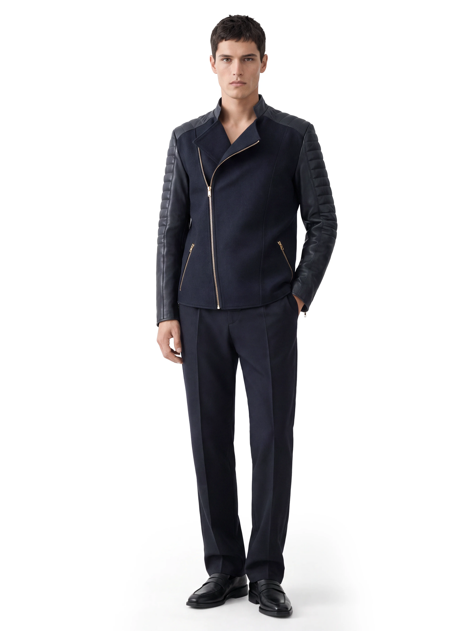 Luxus Designer Jacke für Herren aus edlem Kaschmir und Lammleder  mit markant gesteppten Lederpartien an Schultern und Ärmeln sowie goldfarbenen Reißverschlussdetails.