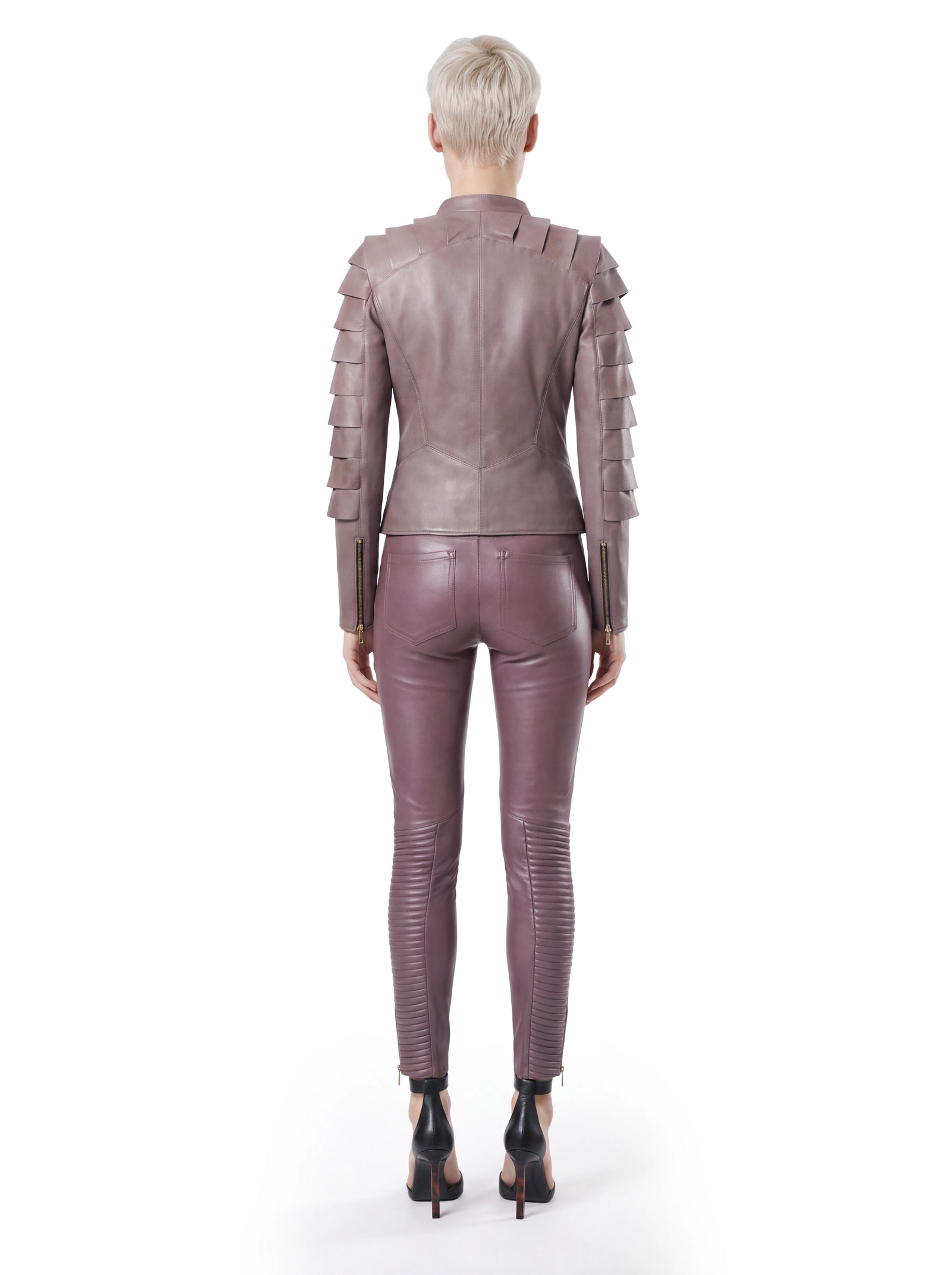 Luxus Designer Lederhose für Damen aus edlem Stretch-Lammleder in Mauve mit figurbetonter Silhouette, klassischen Gesäßtaschen und charakteristischen Steppungen an den Unterschenkeln.