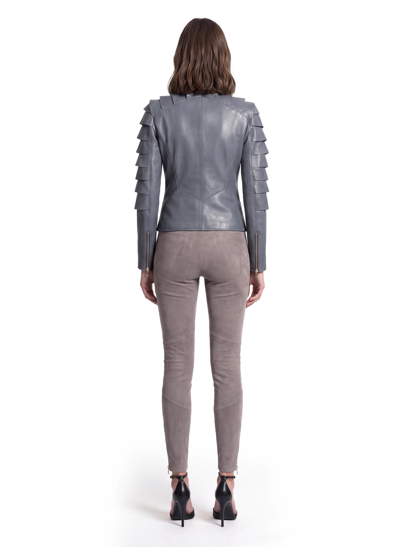 Luxus Designer Hose für Damen aus edlem beigem Velours-Stretch-Lammleder mit schmaler Silhouette, klarer Linienführung und dezenten Teilungsnähten für einen modernen, eleganten Look.