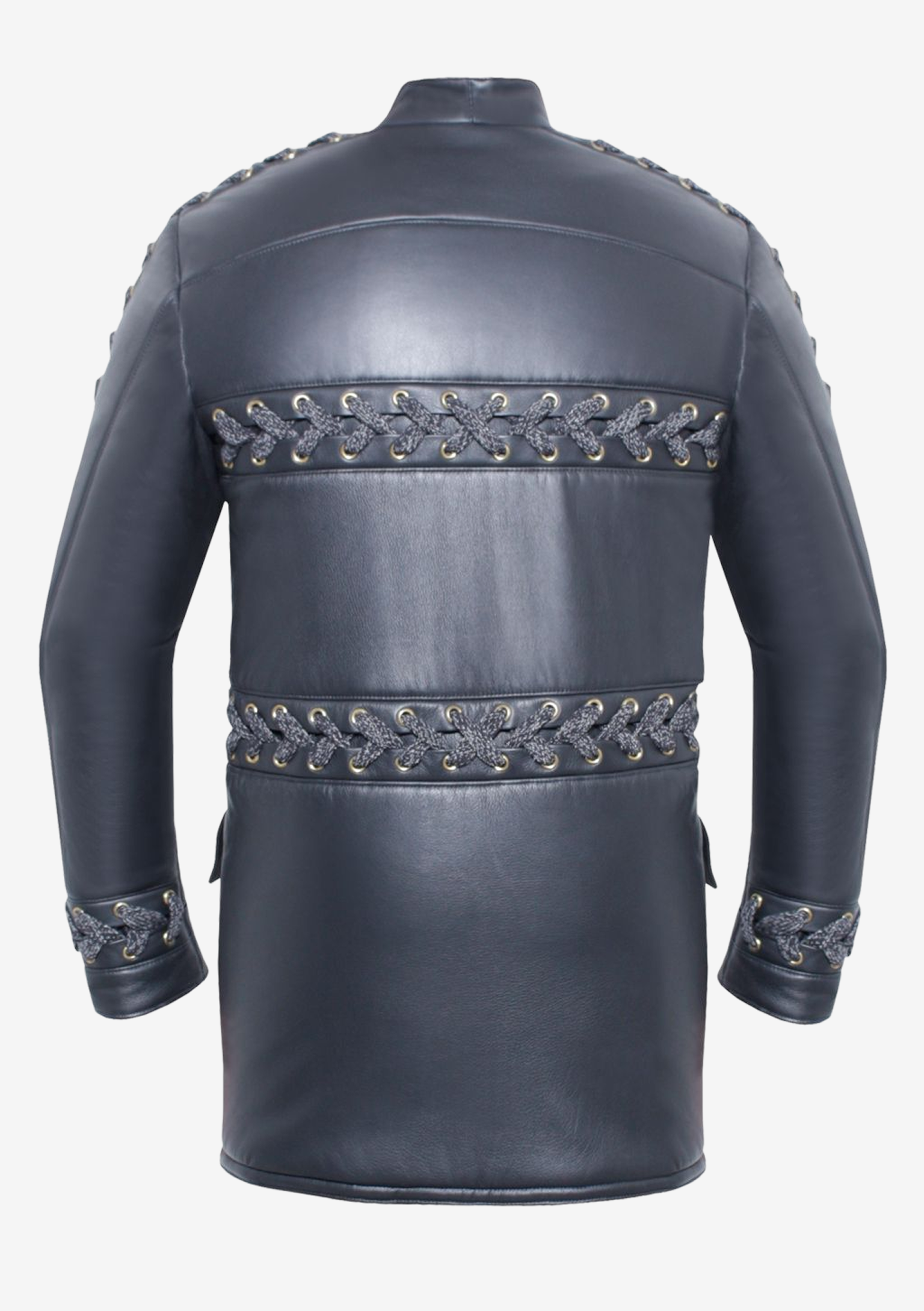 Schwarze Herrenlederjacke von Stefan Eckert in Rückansicht mit zwei markanten Schnürpartien, messingfarbenen Metallösen und geschnürten Ärmelmanschetten.