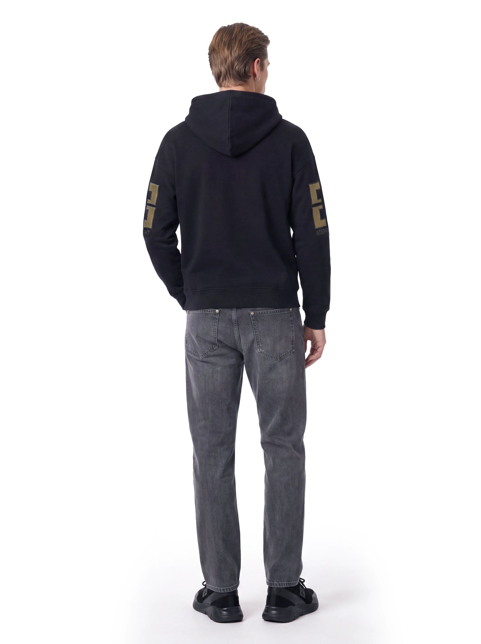 Luxuriöser Stefan Eckert Hoodie aus weichem Bio-Baumwoll-Jersey mit kunstvoll gesticktem Lammleder-Logo, Logo-Reißverschluss und lockerem Streetstyle-Schnitt. Rückansicht
