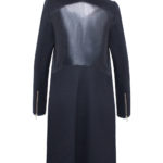 Exklusiver Mantel Damen mit Volantkragen aus edlem Kaschmir und hochwertigem Lammleder, von Designer Stefan Eckert. Online und im Store in Hamburg