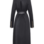 Exklusiver Mantel Damen mit großem Lederkragen aus edlem Kaschmir und hochwertigem Lammleder, von Designer Stefan Eckert. Online und im Store in Hamburg