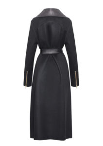 Exklusiver Mantel Damen mit großem Lederkragen aus edlem Kaschmir und hochwertigem Lammleder, von Designer Stefan Eckert. Online und im Store in Hamburg