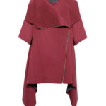 Exklusiver Poncho Damen Rot aus hochwertigem Kaschmir von Designer Stefan Eckert. Erhältlich online und im Store in Hamburg.