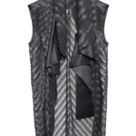 Volantweste aus Spitze-Bluse mit Drapage-Kragen, aus schwarzer Spitze, transparent, Seide, von Designer Stefan Eckert aus Hamburg-1