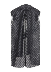 Volantweste aus Spitze-Bluse mit Drapage-Kragen, aus schwarzer Spitze, transparent, Seide, von Designer Stefan Eckert aus Hamburg-2