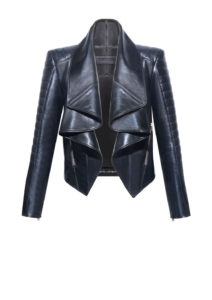 Lederjacke Damen mit Volantkragen - B1 - Lederjacke-Damen-Volant,-schwarz,-von-Modedesigner-Stefan-Eckert-aus-Hamburg-1