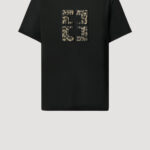 Designer T-Shirt by Stefan Eckert, made of high quality organic cotton, with leopard print logo embroidery. For men and women. Available in two sizes.