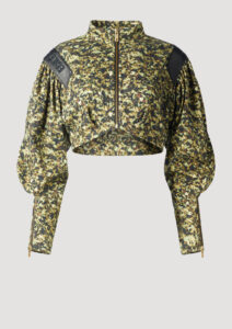 Camouflage Jacke kurz von Designer Stefan Eckert mit Puffärmeln und Reißverschluss in gold. Erhältlich in Hamburg, London, New York, London und Paris. Camouflage jacket short by designer Stefan Eckert with puff sleeves and zipper in gold. Available in Hamburg, London, New York, London and Paris.