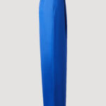 Anzughose blau aus feiner Wolle für Damen von Designer Stefan Eckert. Erhältlich in Hamburg, London, New York, London und Paris. Suit pants blue fine wool for women by designer Stefan Eckert. Available in Hamburg, London, New York, London and Paris.