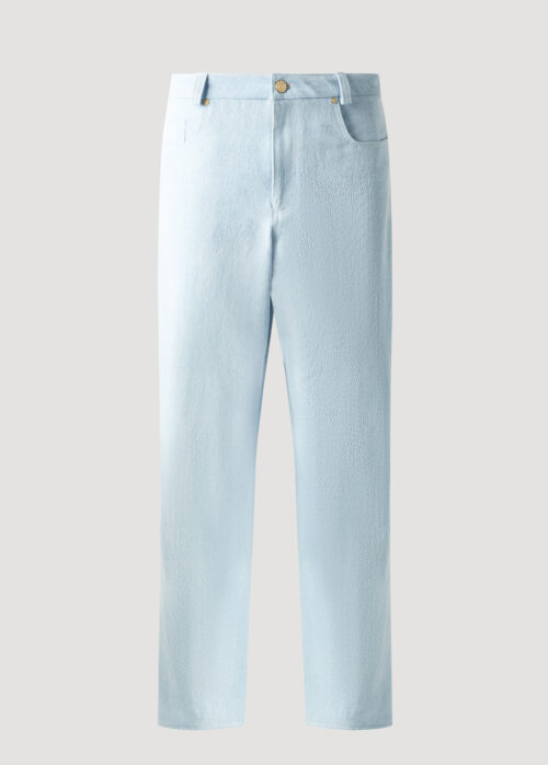 Jeanshose Herren hellblau von Designer Stefan Eckert. Erhältlich in Hamburg, New York, London, Paris und Mailand. Jeans pants men light blue by designer Stefan Eckert. Available in Hamburg, New York, London, Paris and Milan.