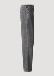 Jeanshose Herren schwarz von Designer Stefan Eckert. Erhältlich in Hamburg, New York, London, Paris und Mailand. Jeans pants men black by designer Stefan Eckert. Available in Hamburg, New York, London, Paris and Milan.