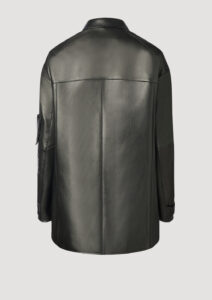 Lederjacke im Workerstyle für Damen aus Lammleder schwarz von Designer Stefan Eckert. Erhältlich in Hamburg, London, New York, London und Paris. Worker style leather jacket for women in lamb leather black by designer Stefan Eckert. Available in Hamburg, London, New York, London and Paris.