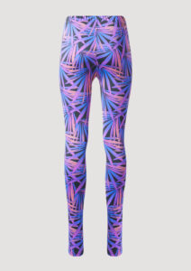 Yoga Leggins mit Palmendruck aus Lycra von Designer Stefan Eckert. Yoga leggings with palm print made of Lycra by designer Stefan Eckert.